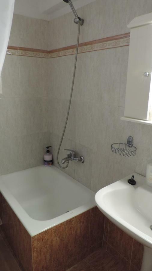 Penthouse Deluxe Apartment At Piraeus Exterior photo
